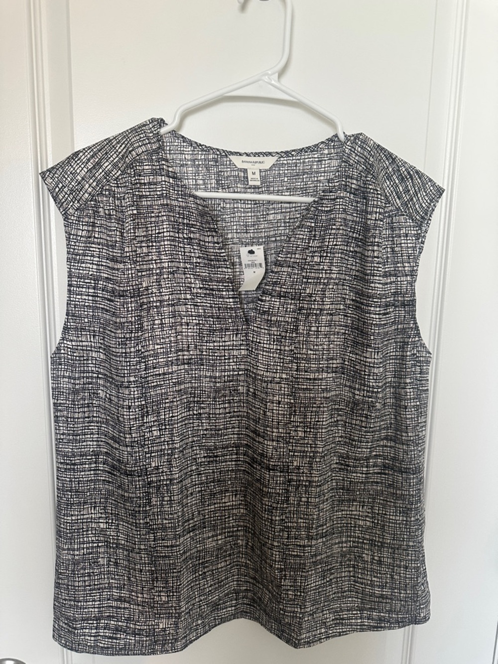 Banana Republic Factory Black & White Textured Grid Cap-Sleeve Blouse
